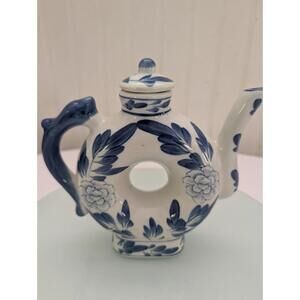 Vintage Chinoiserie Doughnut Shaped Oriental Teapot Blue And White 7.5” Tall